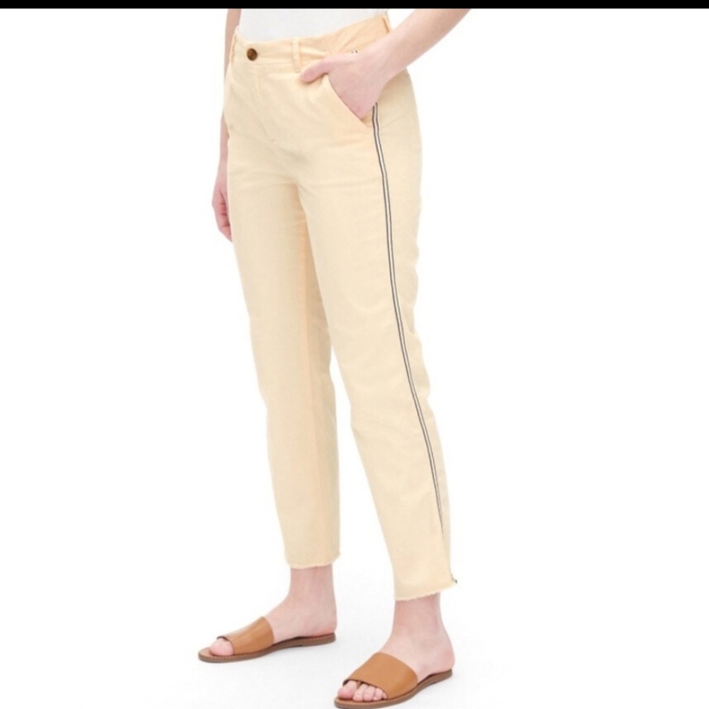 GAP Twil Side Stripe Chino Girlfrien Raw Hem Pants
